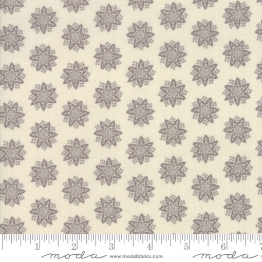 Fleur De Noel        Pearl Grey