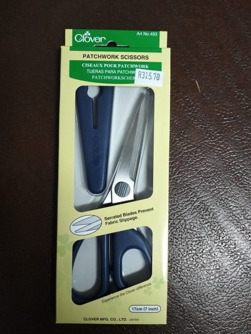 Clover Patchwork Scissors